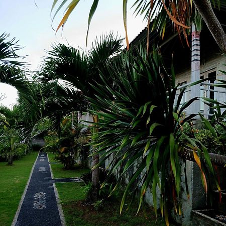Mesari Hut Lembongan Exterior foto
