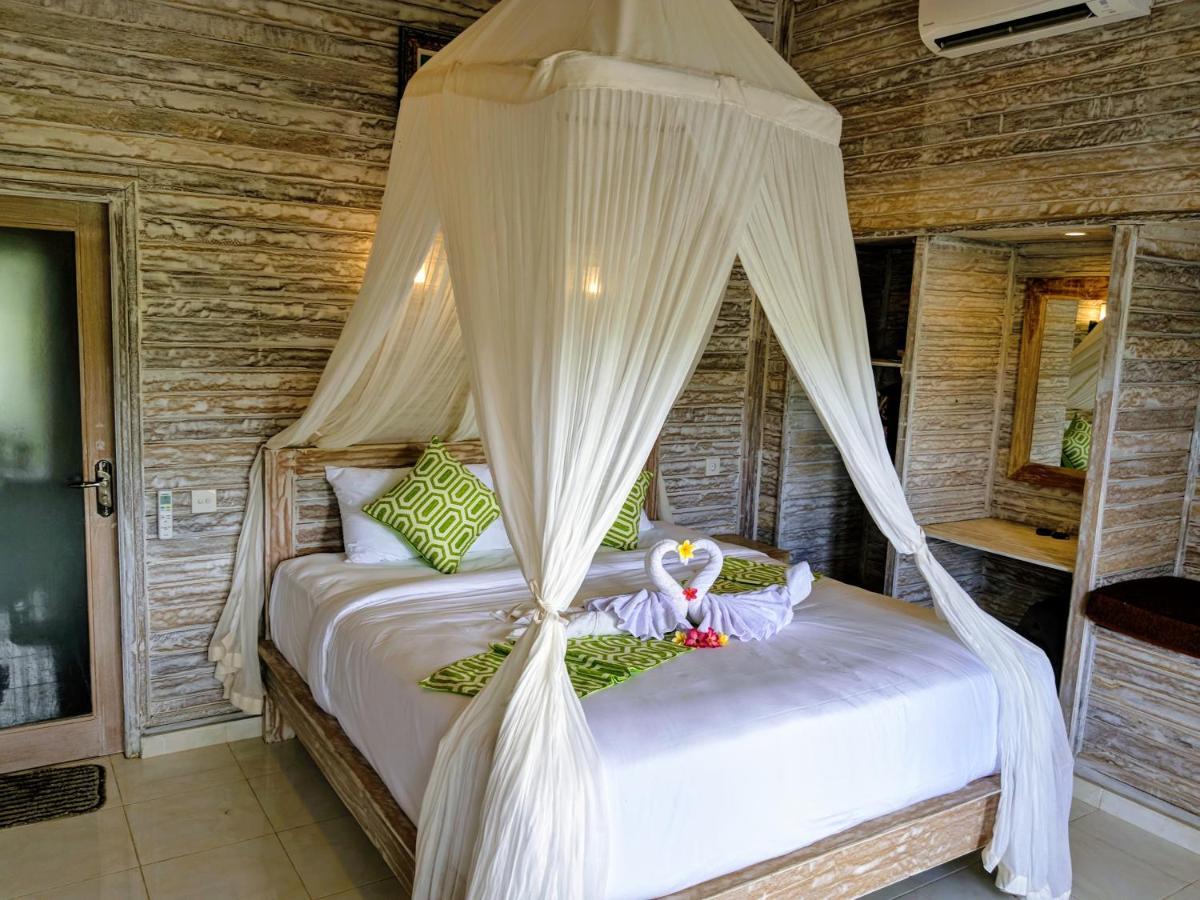 Mesari Hut Lembongan Exterior foto