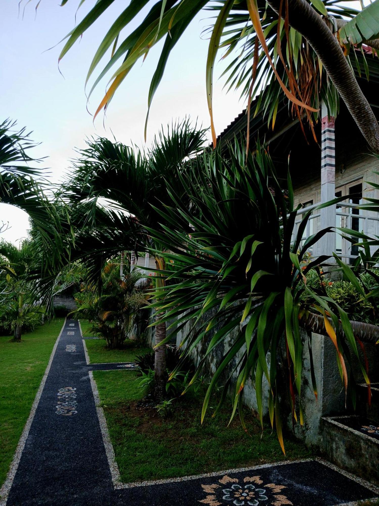 Mesari Hut Lembongan Exterior foto